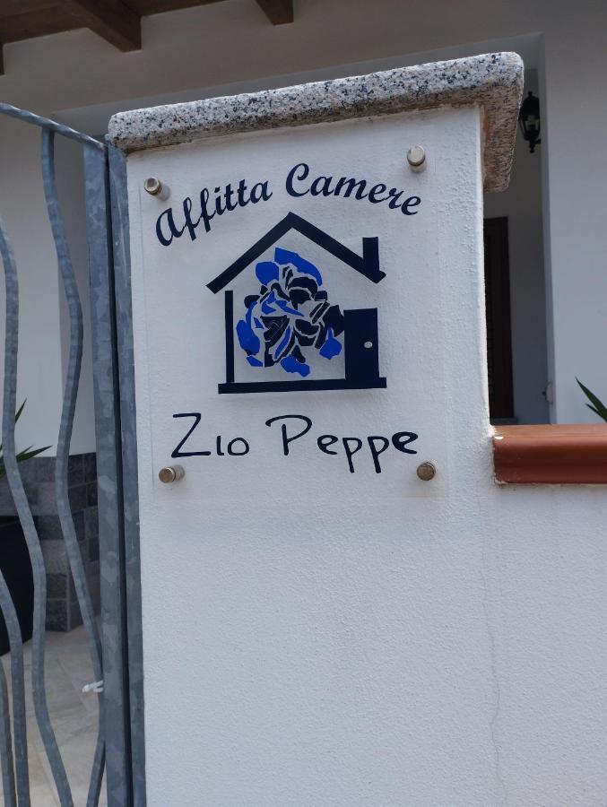 Affitta Camere Zio Peppe سان تيودورو المظهر الخارجي الصورة